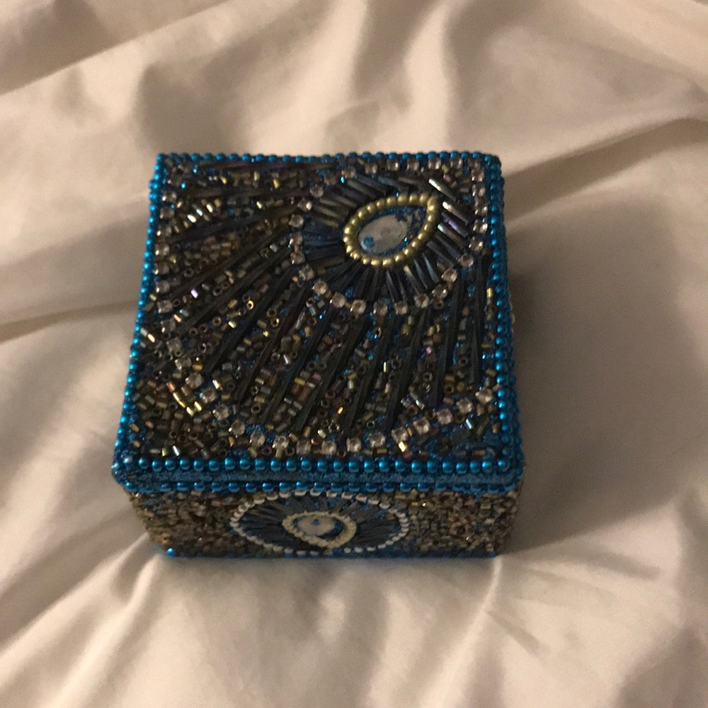 Box jewelry